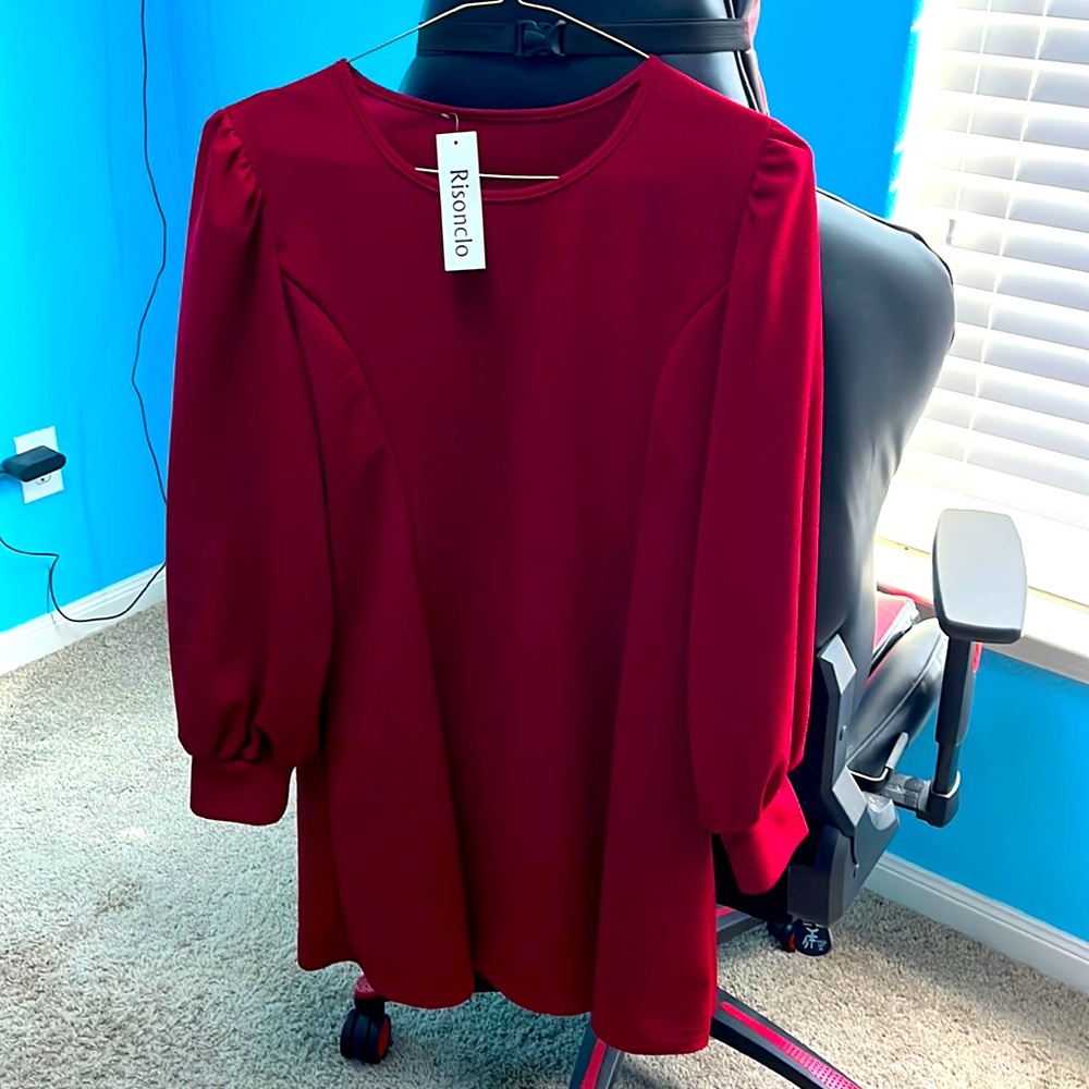 Red dress, perfect for Christmas!